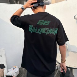 [홍콩명품.BALENCIAGA] 발렌시아가 2026 남성용 반팔 BL1364 PD 홍콩명품의류,구매대행,온라인명품