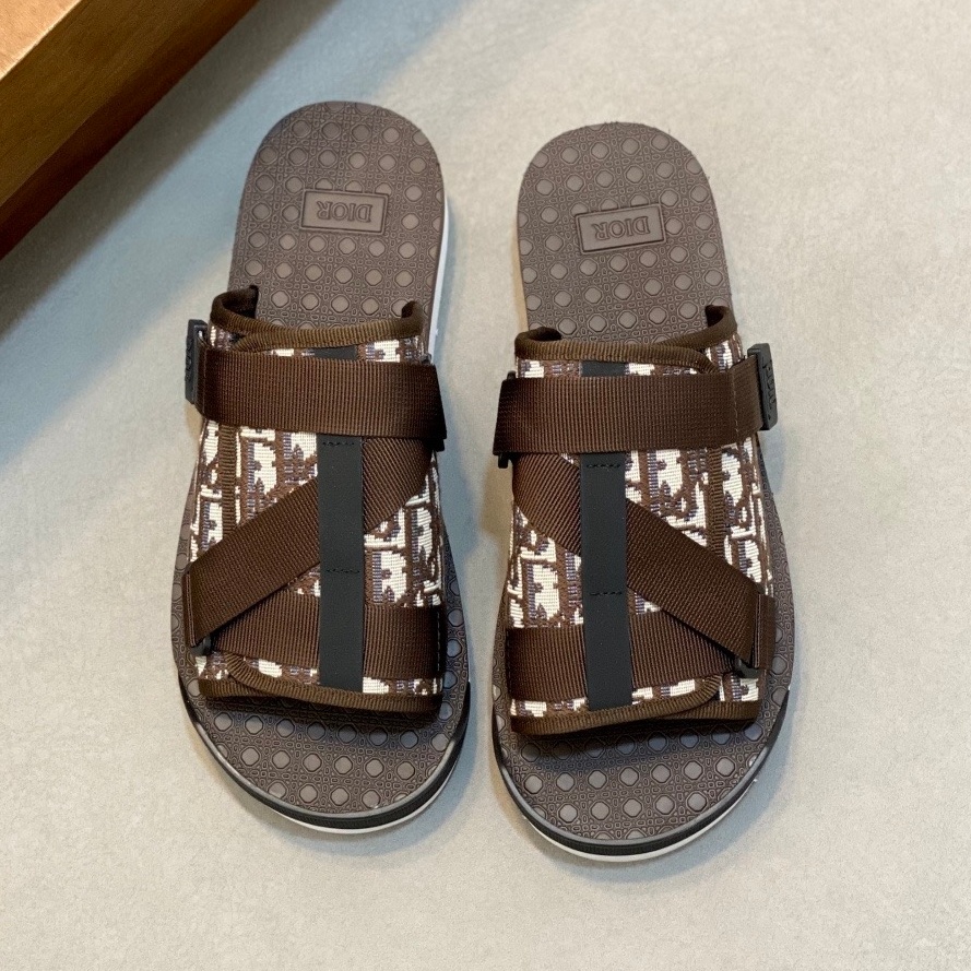 [홍콩명품.Christian Dior ] 크리스챤 디올 2026 남성용 슬리퍼 CD321 SH-E 홍콩명품의류,구매대행,온라인명품