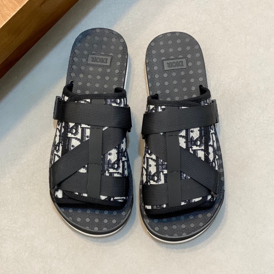 [홍콩명품.Christian Dior ] 크리스챤 디올 2026 남성용 슬리퍼 CD323 SH-E 홍콩명품의류,구매대행,온라인명품