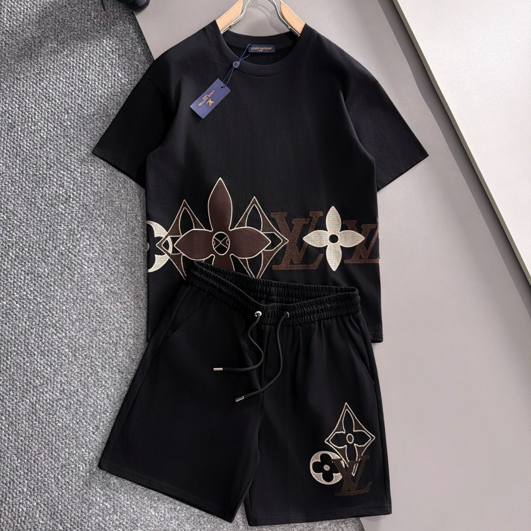 [홍콩명품.LOUIS VUITTON] 루이비통 2026 남성용 반팔세트 LV3261 PD 홍콩명품의류,구매대행,온라인명품