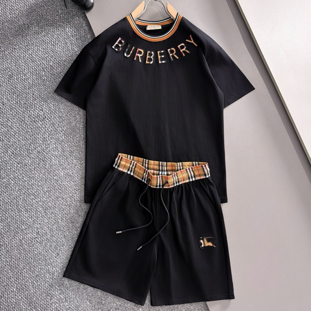 [홍콩명품.BURBERRY] 버버리 2026 남성용 반팔세트 BU1781 PD 홍콩명품의류,구매대행,온라인명품