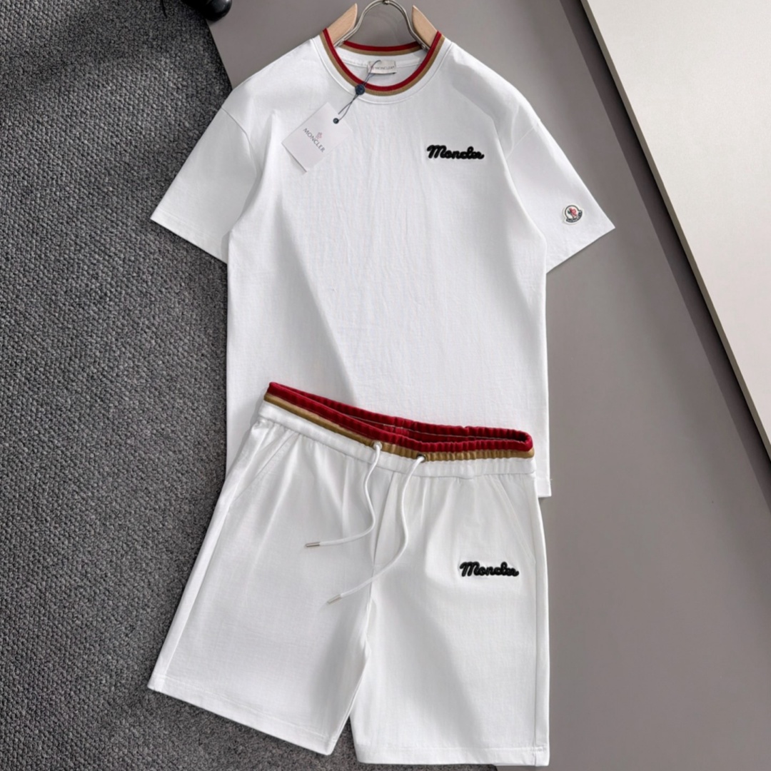 [홍콩명품.MONCLER] 몽클레어 2026 남성용 반팔세트 MQ1842 PD 홍콩명품의류,구매대행,온라인명품