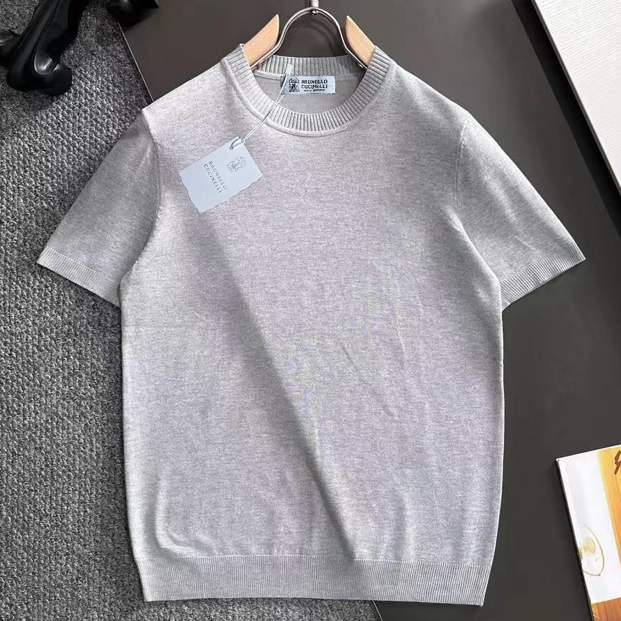 [홍콩명품.BRUNELLO CUCINELLI]브루넬로 쿠치넬리 2026 남성용 니트반팔 BL1693 PD 홍콩명품의류,구매대행,온라인명품