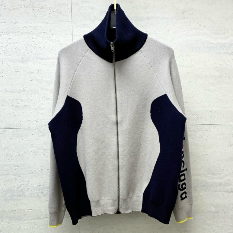 [홍콩명품.BALENCIAGA] 발렌시아가 2026 남성용 니트자켓 BL1490 PD 홍콩명품의류,구매대행,온라인명품