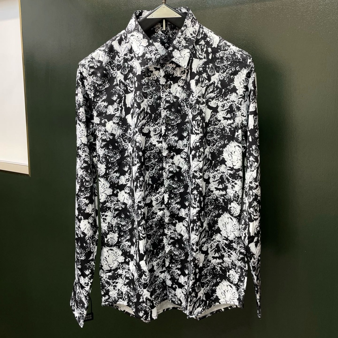 [홍콩명품.SAINT LAURENT] 생로랑 2026 남성용 셔츠 YSL102 PD 홍콩명품의류,구매대행,온라인명품