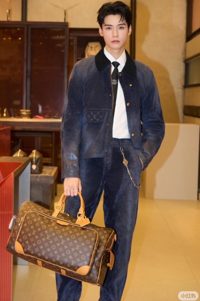 [홍콩명품.LOUIS VUITTON] 루이비통 2026 남성용 청자켓세트 LV3531 PD 홍콩명품의류,구매대행,온라인명품
