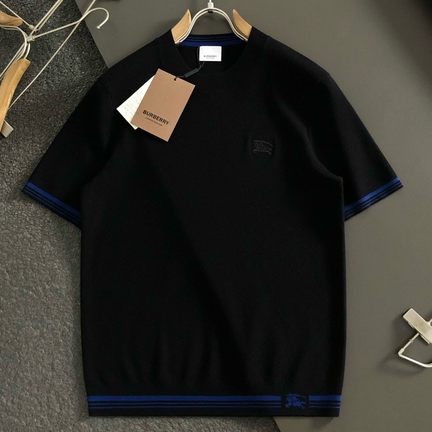 [홍콩명품.BURBERRY] 버버리 2026 남성용 니트반팔 BU1812 PD 홍콩명품의류,구매대행,온라인명품