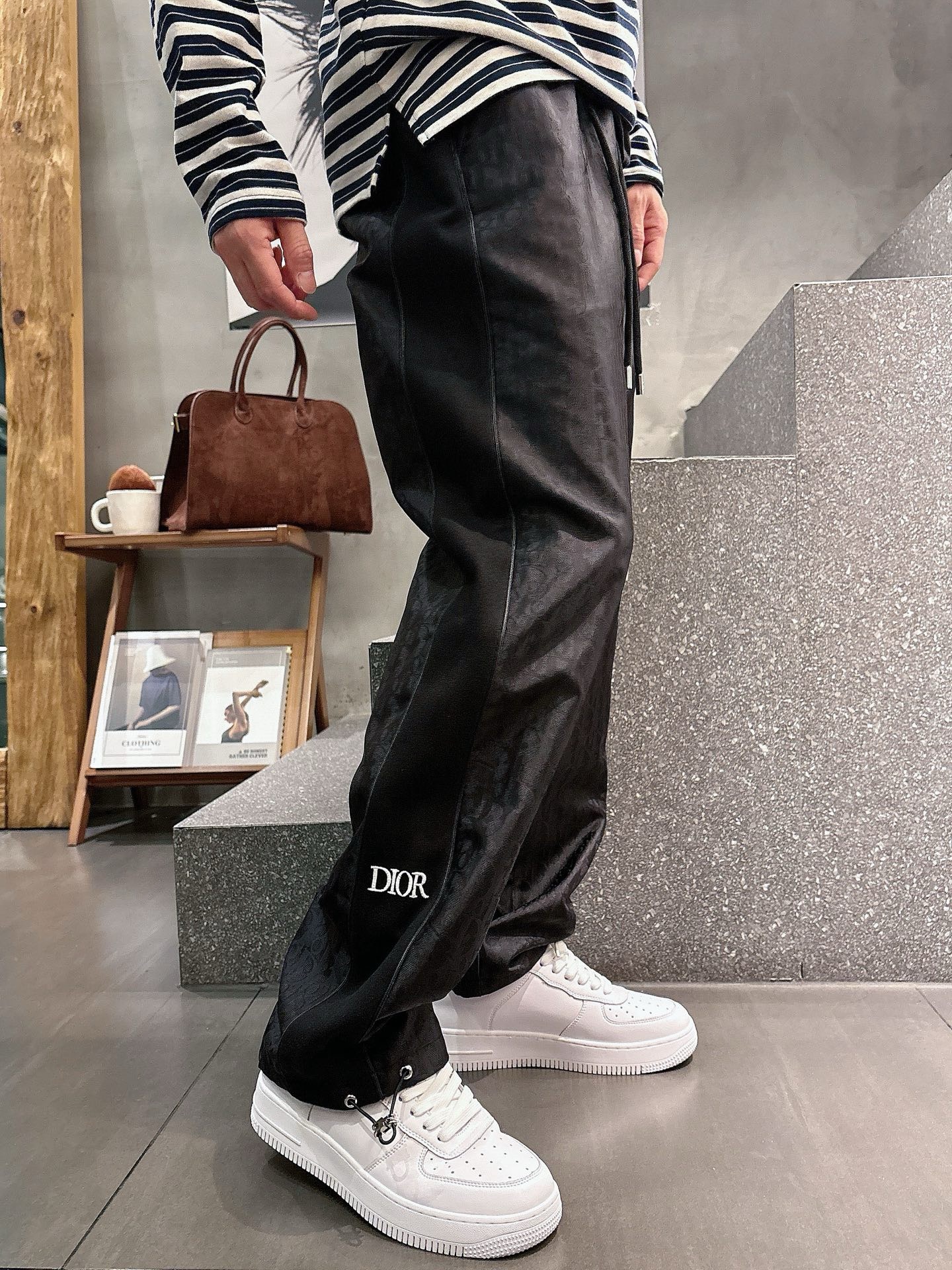 [홍콩명품.Christian Dior] 크리스챤 디올 2026 남성용 추리닝바지 CD1969 PD 홍콩명품의류,구매대행,온라인명품