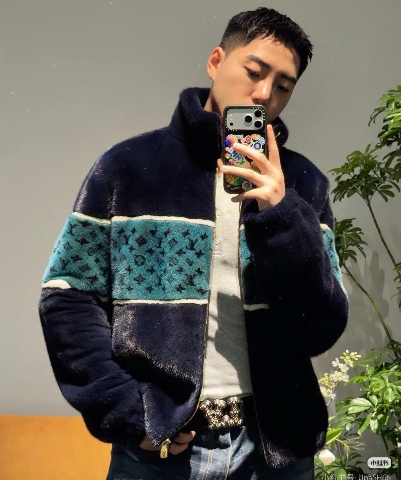 [홍콩명품.LOUIS VUITTON] 루이비통 2026 남성용 로고 모노그램 밍크코트 LV3920 HD